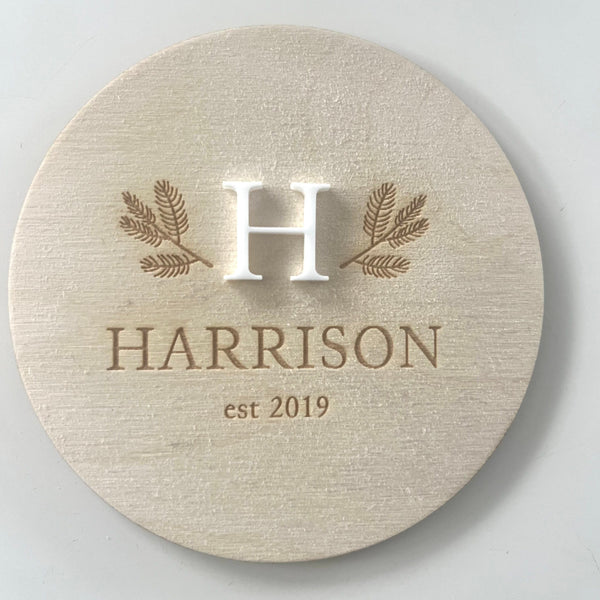 Personalised Baby Name Plaque with Year – Wooden Photo Prop & Nursery Decor